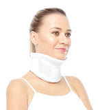 Dampigo ORX-B205 Çenelikli (Cervical) Boyunluk, plastik malzemesi ve ayarlanabilir cırt bantlarıyla boyun bölgesine maksimum destek sağlayan, çene desteğiyle hareketleri kısıtlayan ortopedik boyunluk.