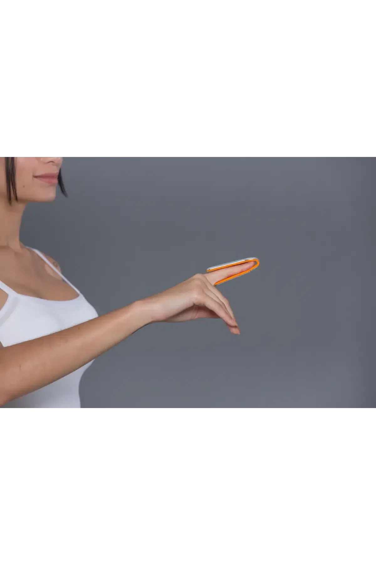 Dampigo ORX-P2, plastozot kaplı alüminyum parmak ateli. Kırık, tendon ve sinir yaralanmaları için parmağı ekstansiyonda sabitler, iyileşmeyi destekler.